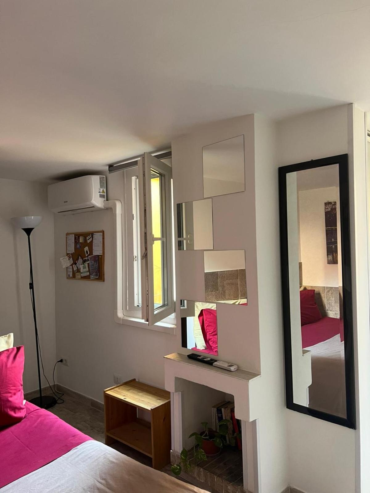 Monolocale Trastevere Locato Per Finalita Turistiche Rom