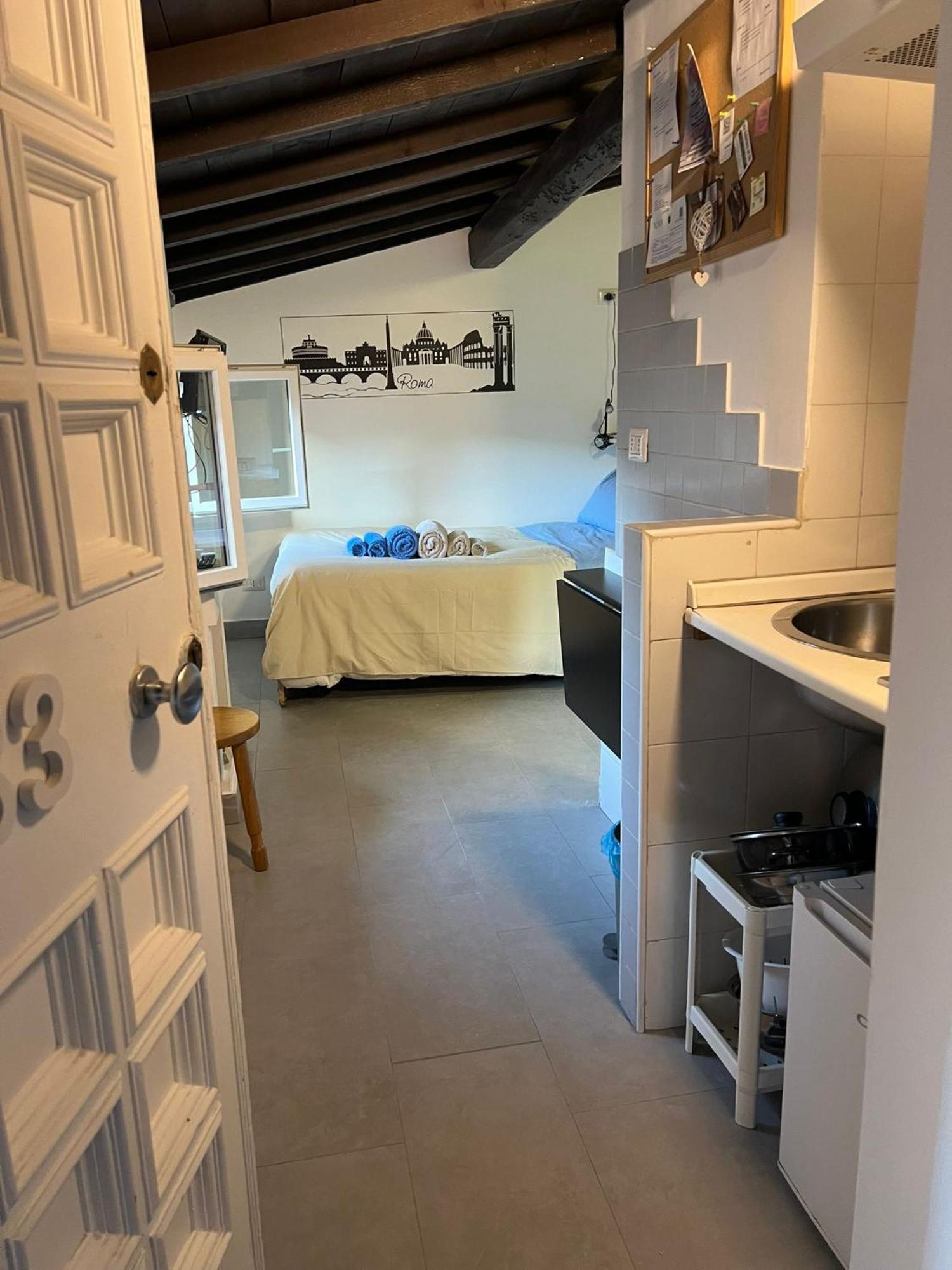 Apartamento Monolocale Trastevere Locato Per Finalita Turistiche *
