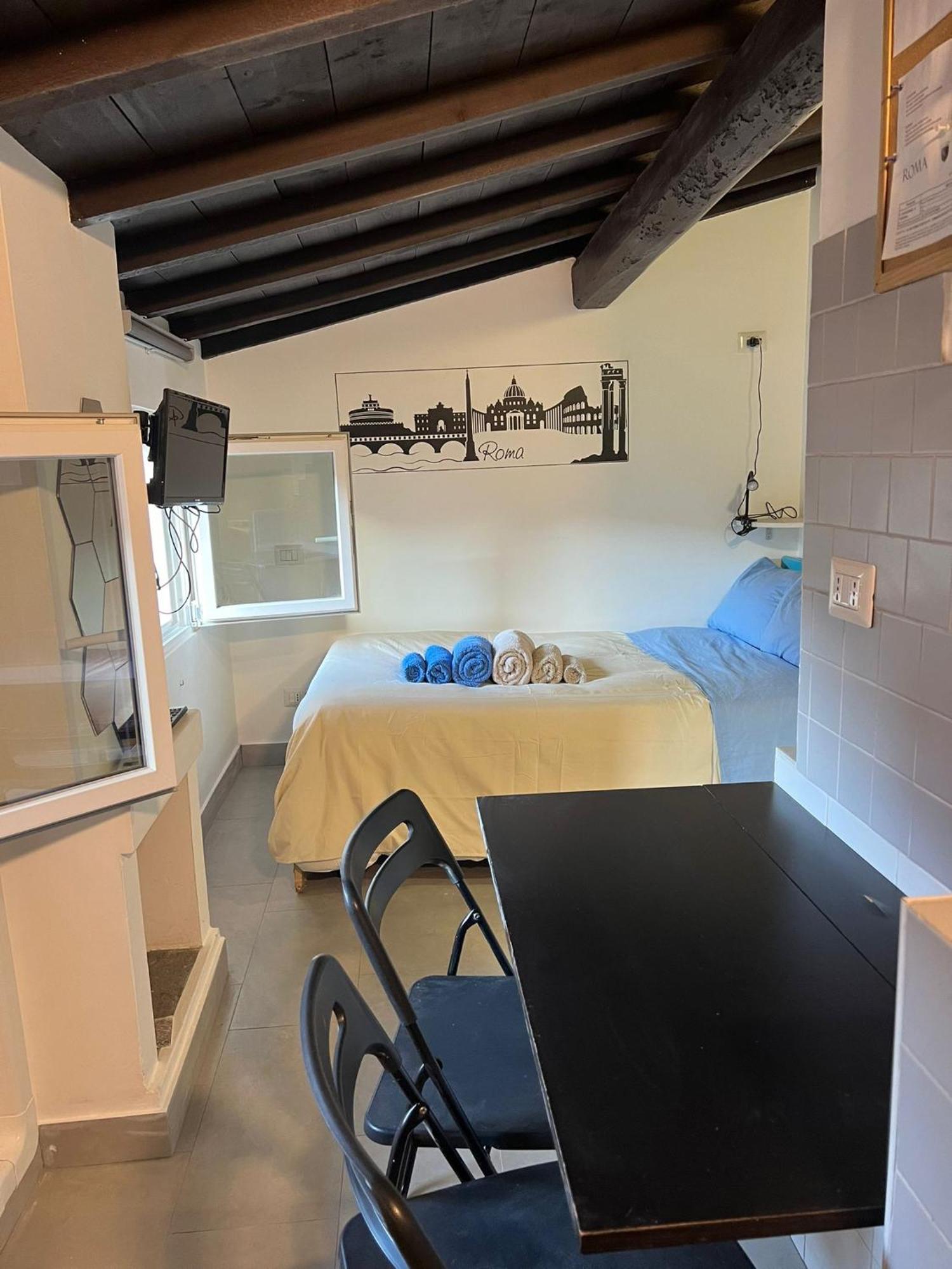 Monolocale Trastevere Locato Per Finalita Turistiche Apartamento